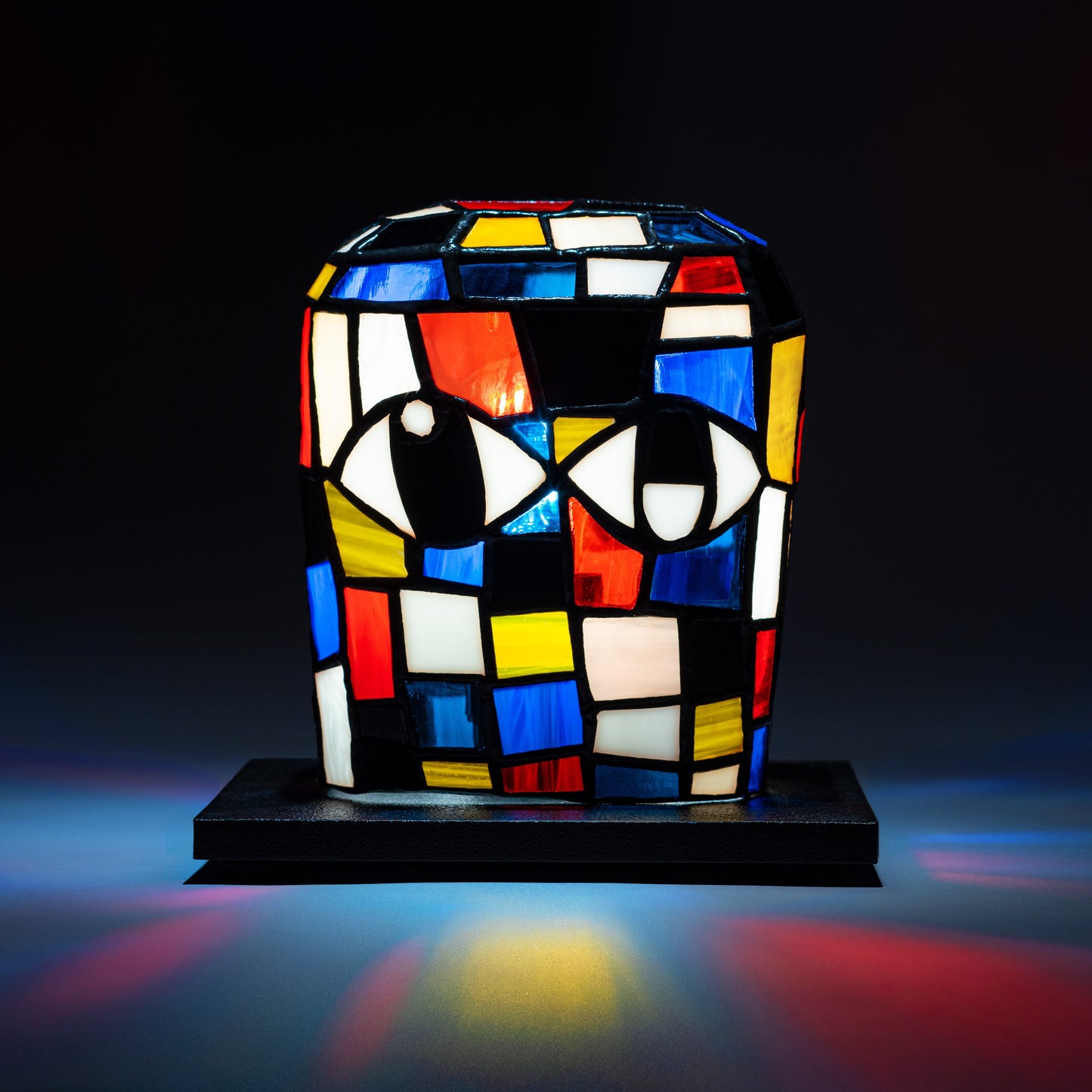 BLOCKHEAD LAMP