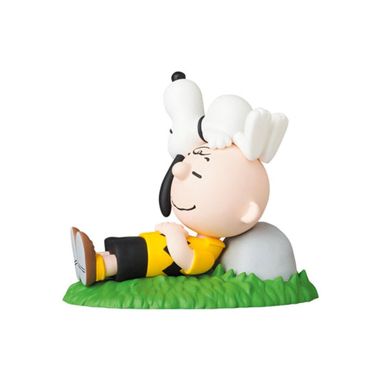 UDF Peanuts Series 13: Napping Charlie Brown & Snoopy Ultra Detail Figure by Medicom Toy - PopArtFusion