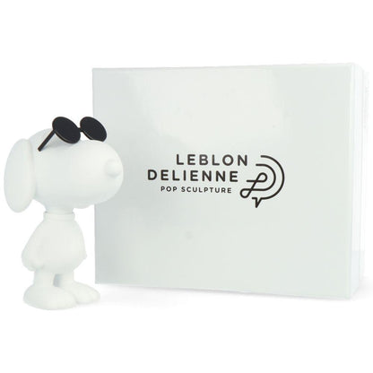 Pop Art Fusion - PopArtFusion - Leblon Delienne Leblon Delienne x Peanuts - Snoopy XS with a pair of Black Sunglasses PEAST01202MANO popartfusion.com by Conectid