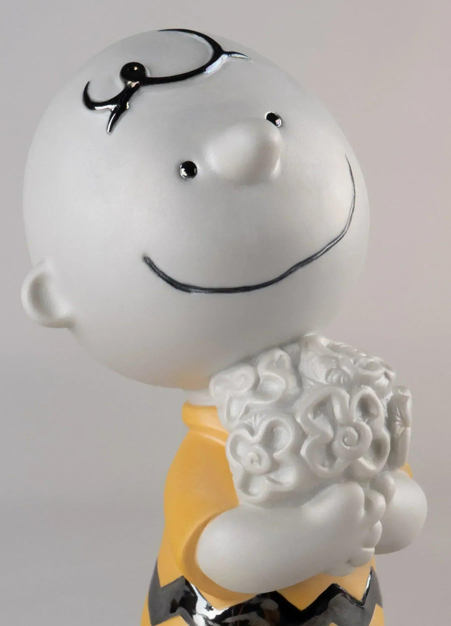 Pop Art Fusion - PopArtFusion - Llardo Lladro x Peanuts™ - Charlie Brown - Figurine - Handmade in Spain - Open Edition 01009491 popartfusion.com by Conectid