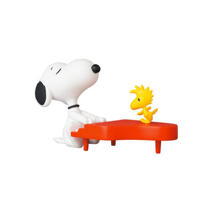 UDF Peanuts Series 13: Pianist Snoopy Ultra Detail Figure by Medicom Toy - PopArtFusion